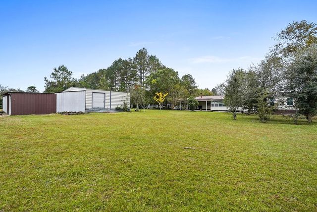 10135 E County Rd 16, Slocomb, AL 36375