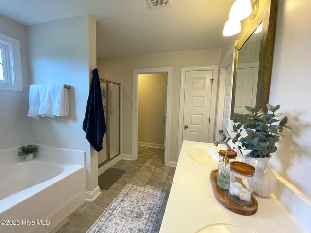 208 Abaco Drive, Cedar Point, NC 28584