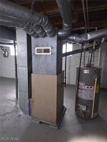 10225 Avon, Cleveland, OH 44105