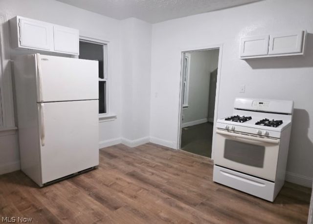 10225 Avon, Cleveland, OH 44105