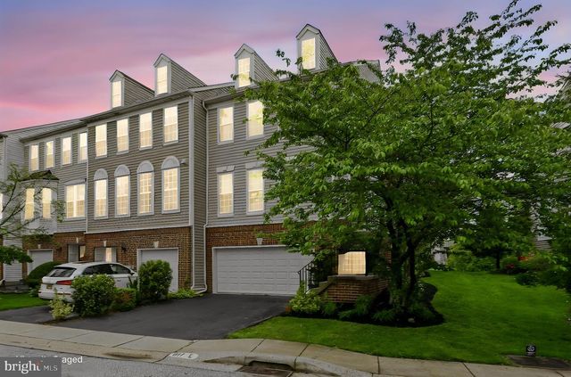 517 E BOXBOROUGH DR, Wilmington, DE 19810