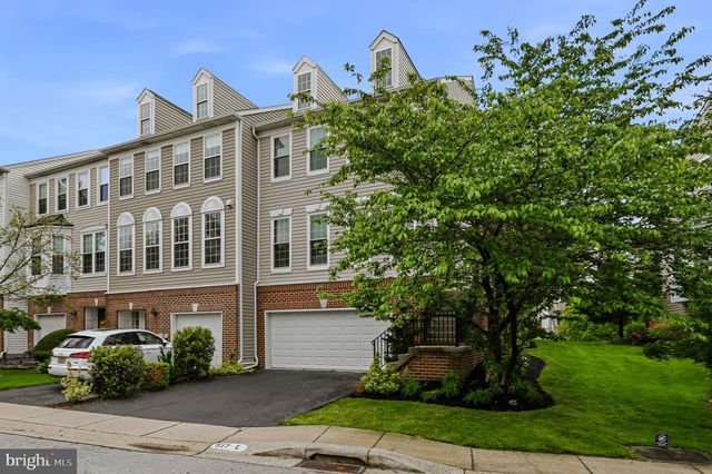 517 E BOXBOROUGH DR, Wilmington, DE 19810
