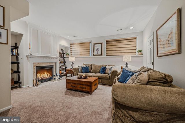 517 E BOXBOROUGH DR, Wilmington, DE 19810