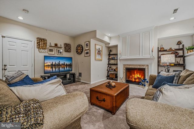 517 E BOXBOROUGH DR, Wilmington, DE 19810