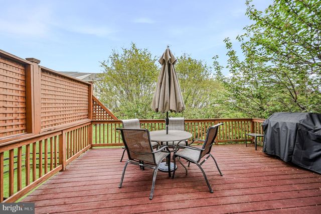 517 E BOXBOROUGH DR, Wilmington, DE 19810