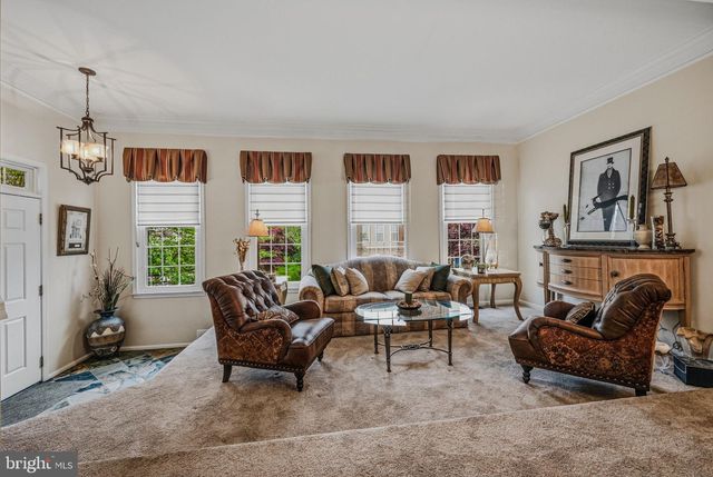 517 E BOXBOROUGH DR, Wilmington, DE 19810