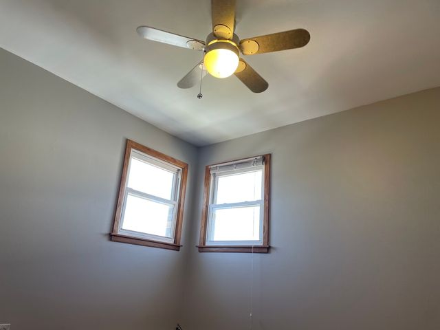 5408 N Central Avenue 2, Chicago, IL 60630