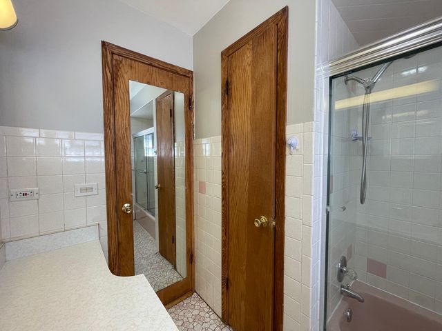5408 N Central Avenue 2, Chicago, IL 60630