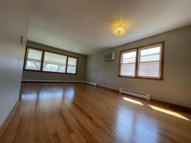 5408 N Central Avenue 2, Chicago, IL 60630