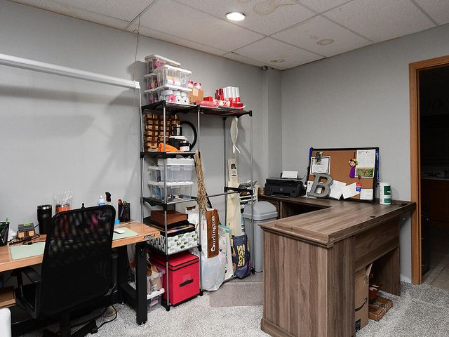 2404 LOCKWOOD PL. Place, Council Bluffs, IA 51503