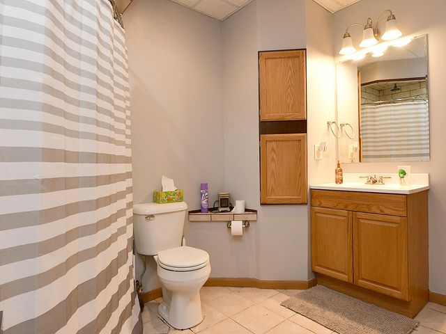 2404 LOCKWOOD PL. Place, Council Bluffs, IA 51503