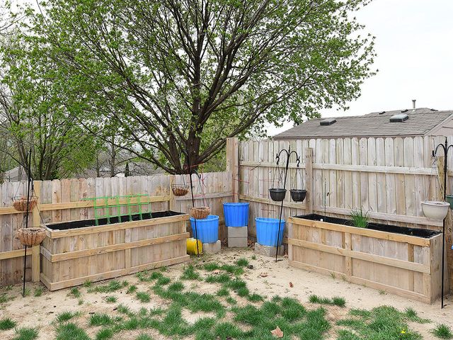 2404 LOCKWOOD PL. Place, Council Bluffs, IA 51503