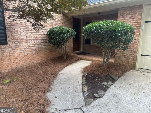 4066 Chadds Crossing, Marietta, GA 30062