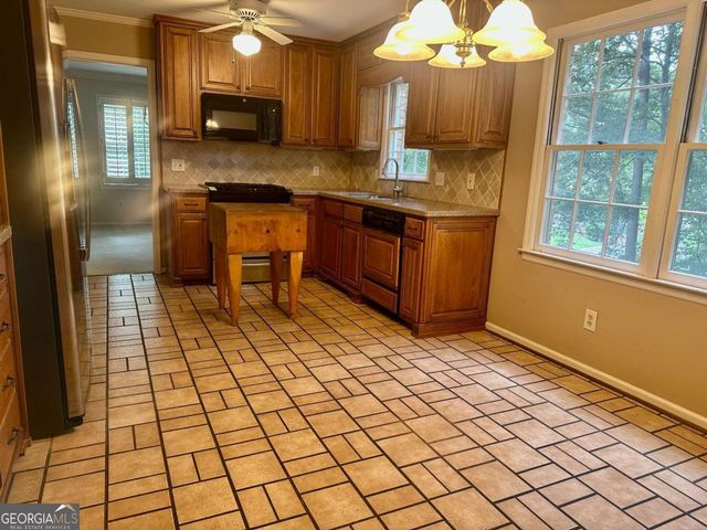 4066 Chadds Crossing, Marietta, GA 30062