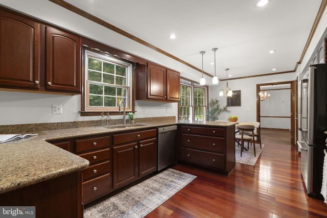 10054 GREEN CLOVER DR, Ellicott City, MD 21042
