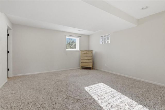 6708 NW 50TH Street, Kansas City, MO 64152