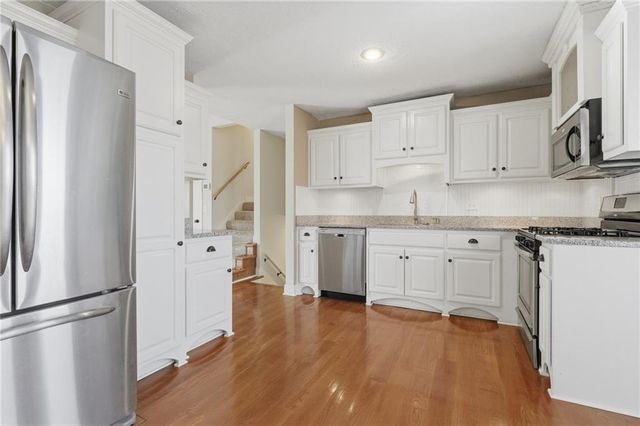 6708 NW 50TH Street, Kansas City, MO 64152