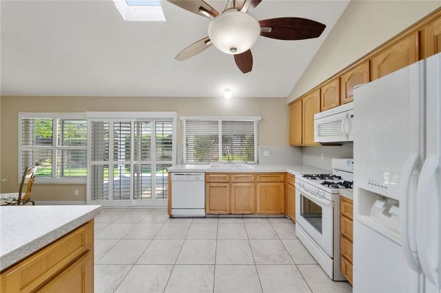 1453 Post, Fullerton, CA 92833