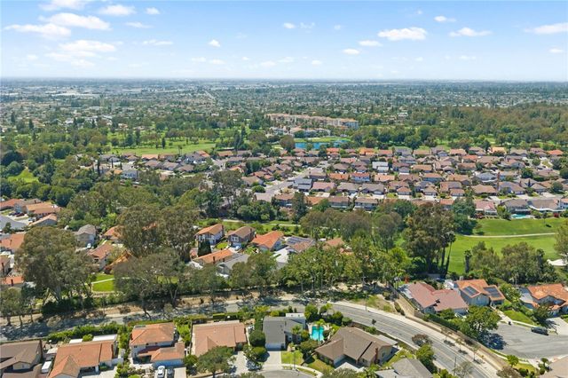 1453 Post, Fullerton, CA 92833