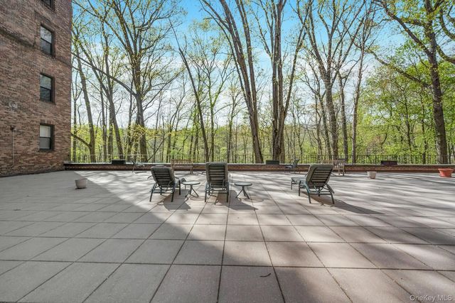 143 Garth Road 1J, Scarsdale, NY 10583