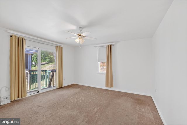 10702 HOLLAWAY DR, Upper Marlboro, MD 20772