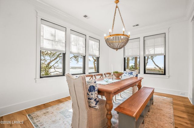 84 Old Oyster Factory Road, Beaufort, SC 29906