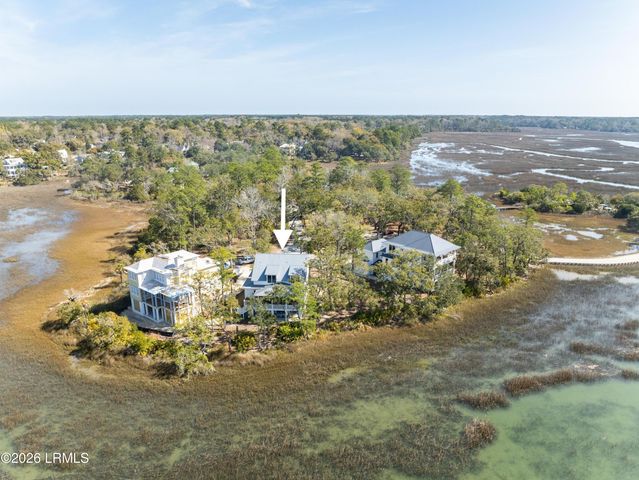 84 Old Oyster Factory Road, Beaufort, SC 29906