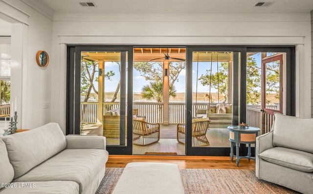 84 Old Oyster Factory Road, Beaufort, SC 29906