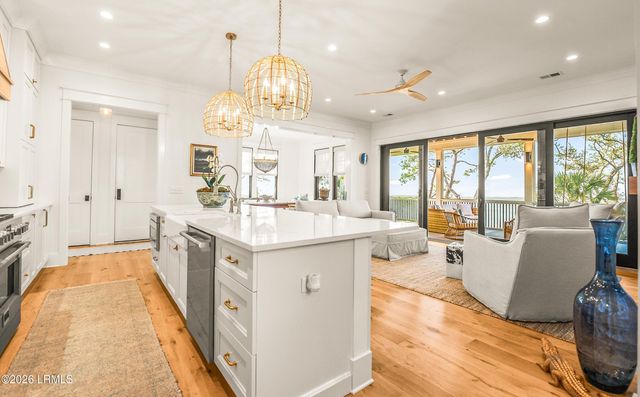 84 Old Oyster Factory Road, Beaufort, SC 29906