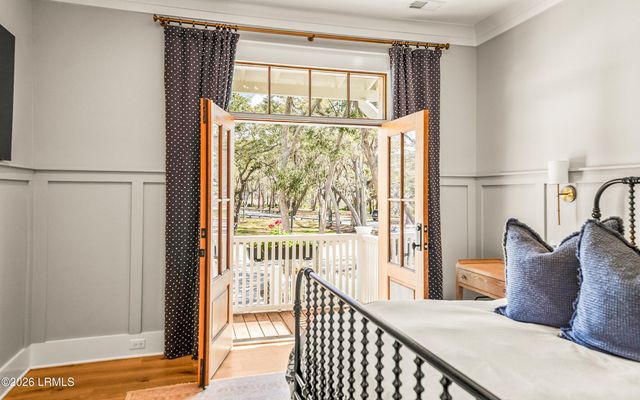 84 Old Oyster Factory Road, Beaufort, SC 29906