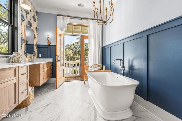 84 Old Oyster Factory Road, Beaufort, SC 29906