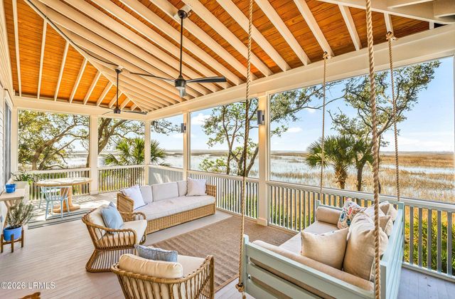 84 Old Oyster Factory Road, Beaufort, SC 29906