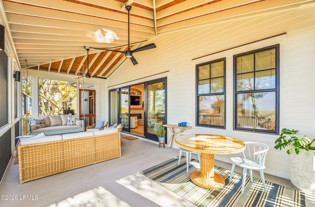 84 Old Oyster Factory Road, Beaufort, SC 29906