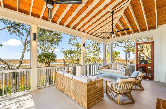 84 Old Oyster Factory Road, Beaufort, SC 29906