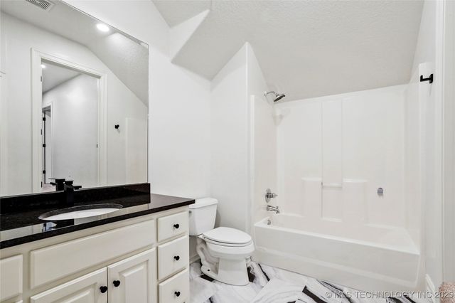 11280 S 72nd East Court, Bixby, OK 74008