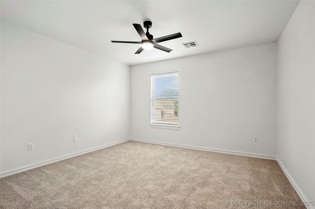 11280 S 72nd East Court, Bixby, OK 74008