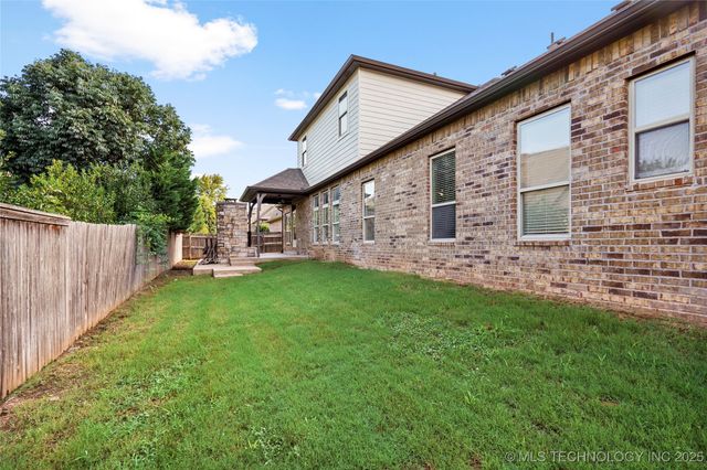 11280 S 72nd East Court, Bixby, OK 74008