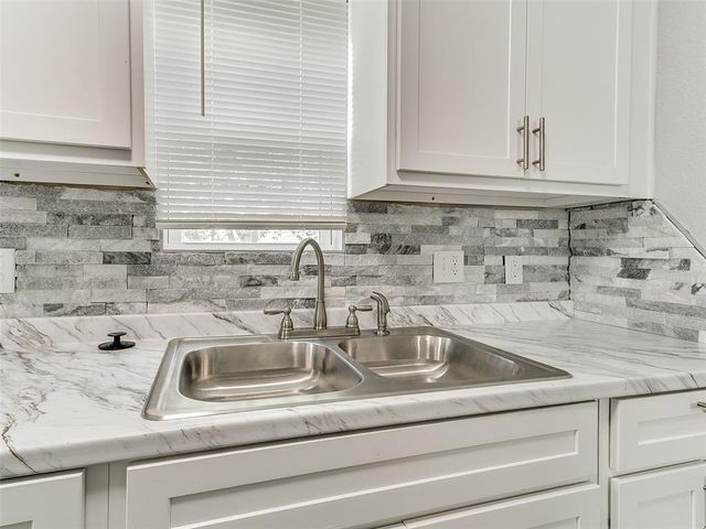 917 SW 49th Street, Oklahoma City, OK 73109
