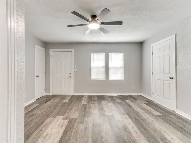917 SW 49th Street, Oklahoma City, OK 73109
