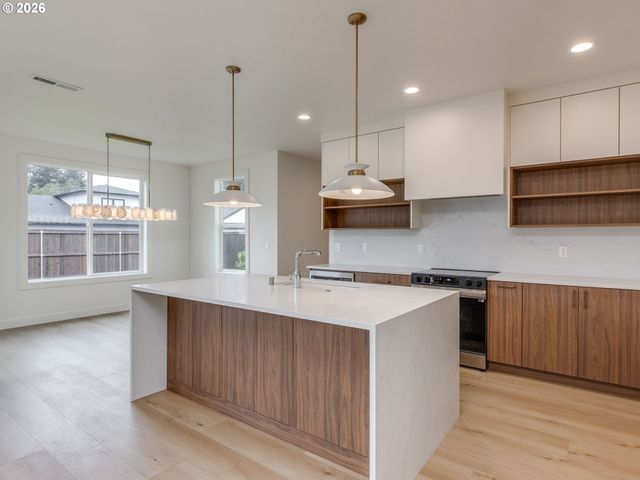 11008 Ne 55TH Ave, Vancouver, WA 98686