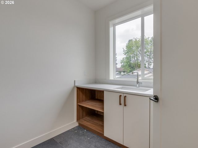 11008 Ne 55TH Ave, Vancouver, WA 98686