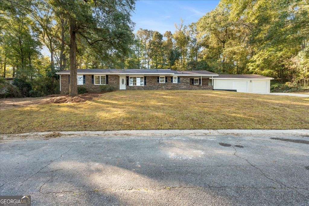 126 Waterfront Way, Warner Robins, GA 31093