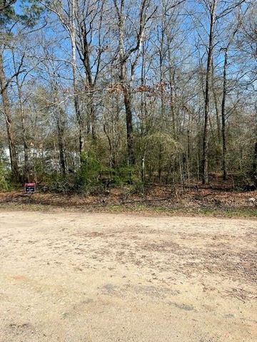 000 Somerset, Livingston, TX 77351