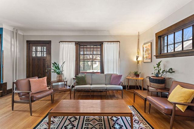 1238 Sherburne Avenue, Saint Paul, MN 55104