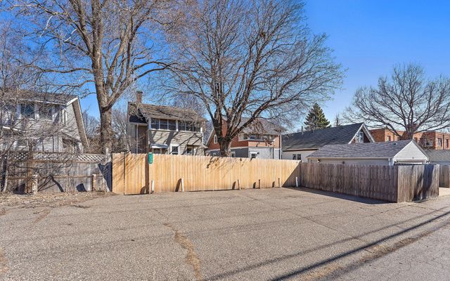 1238 Sherburne Avenue, Saint Paul, MN 55104