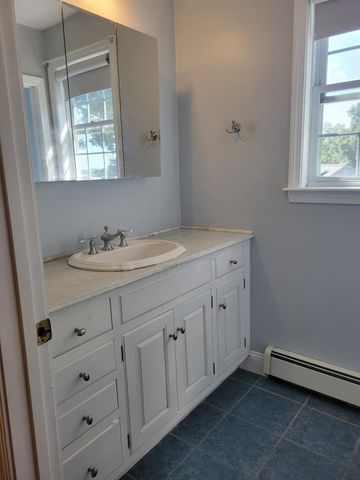 85 Faxon Park Rd, Quincy, MA 02169