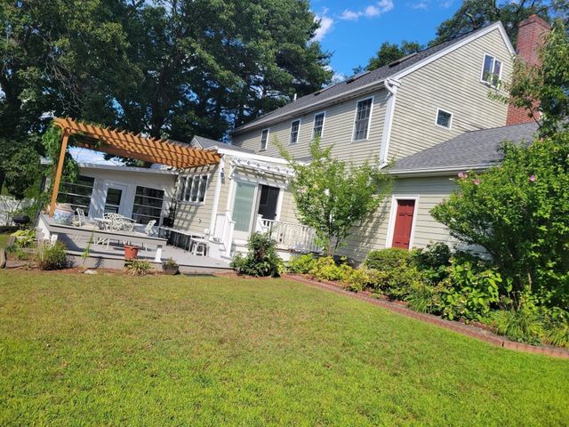 85 Faxon Park Rd, Quincy, MA 02169