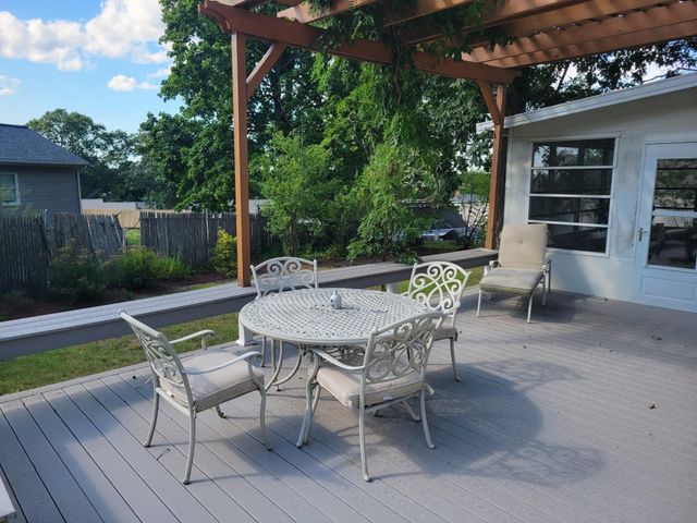 85 Faxon Park Rd, Quincy, MA 02169
