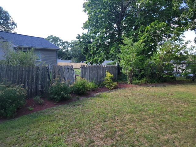 85 Faxon Park Rd, Quincy, MA 02169