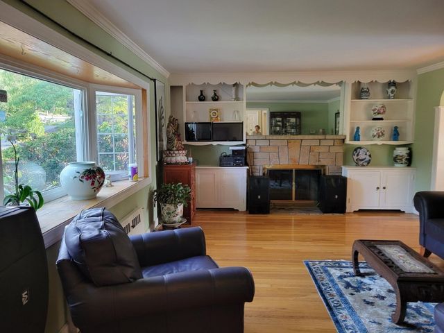 85 Faxon Park Rd, Quincy, MA 02169